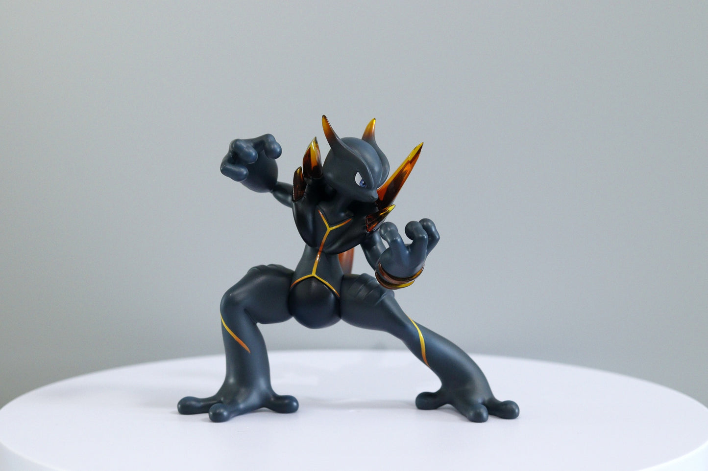 [IN STOCK] 1/20 Scale World Figure [ACE] - Mega Mewtwo X