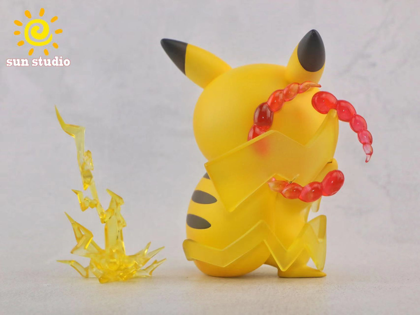 [PREORDER CLOSED] Cosplay Pikachu [SUN] - Gigantamax Pikachu