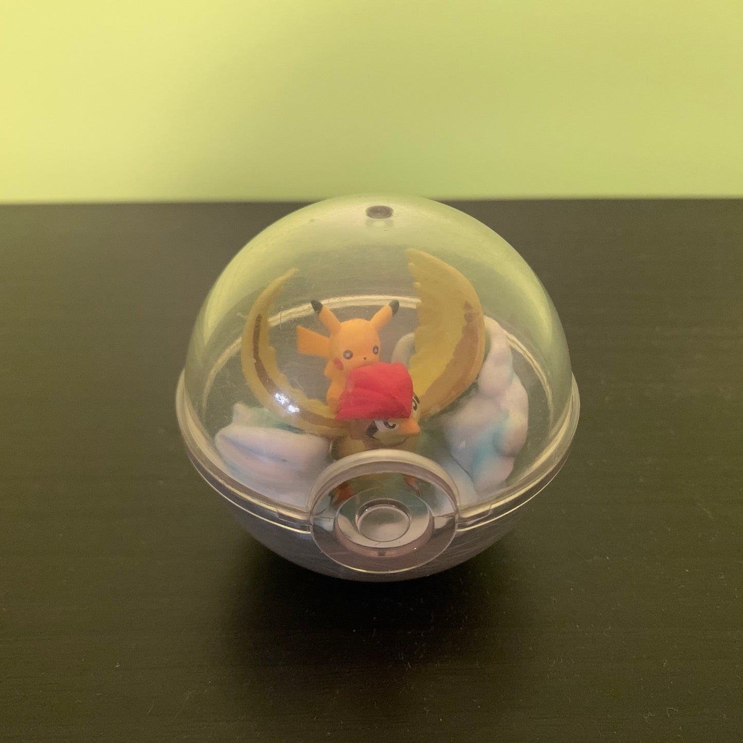 Re-ment Pokeball Terrarium - Roucoups & Pikachu