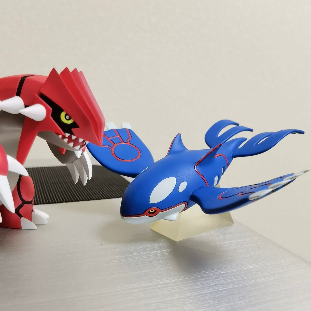 ポケモンスケールワールド KYOGRE フィギュア Amazon.com: Takaratomy Pokemon Sun & Moon Ehp-09 Kyogre