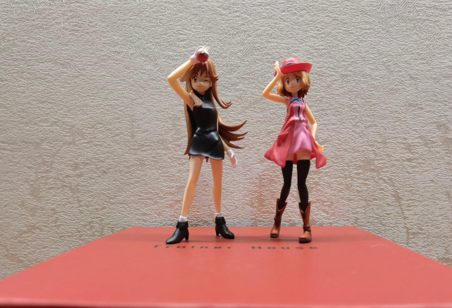 [IN STOCK] 1/20 Scale World Figure [Trainer House Studio] - Blue (Adventures) & Serena (XY)