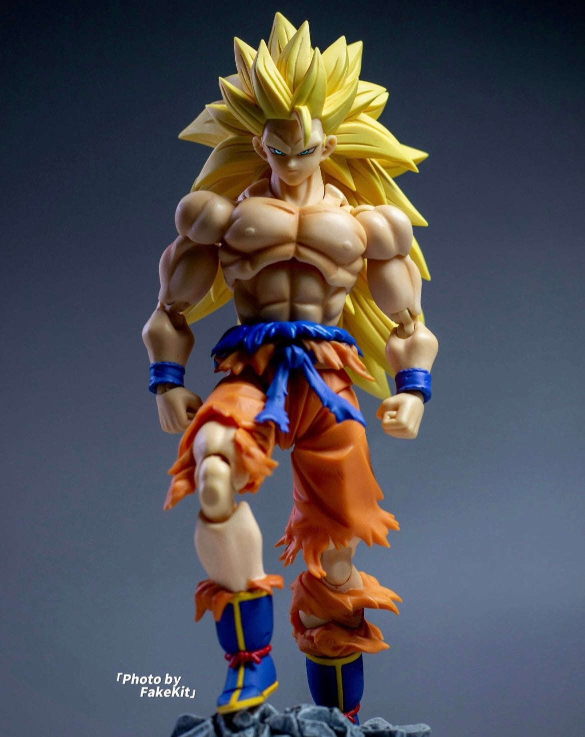 Goku super saiyan store 3 action figure