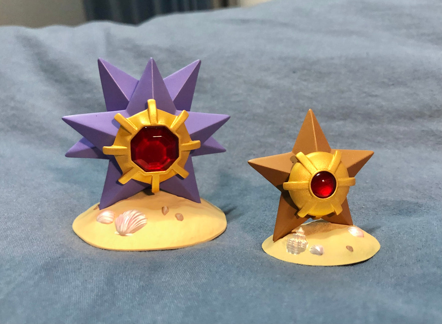 [IN STOCK] 1/20 Scale World Figure [PALLET TOWN] - Staryu & Starmie