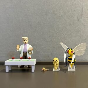 [IN STOCK] 1/20 Scale World Figure [FLF] - Weedle & Kakuna & Beedrill