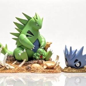 [IN STOCK] 1/20 Scale World Figure [VS] - Larvitar & Pupitar & Tyranitar (B)