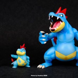 [PREORDER] 1/20 Scale World Figure [SOCIETY OF ELITE] - Totodile & Croconaw & Feraligatr